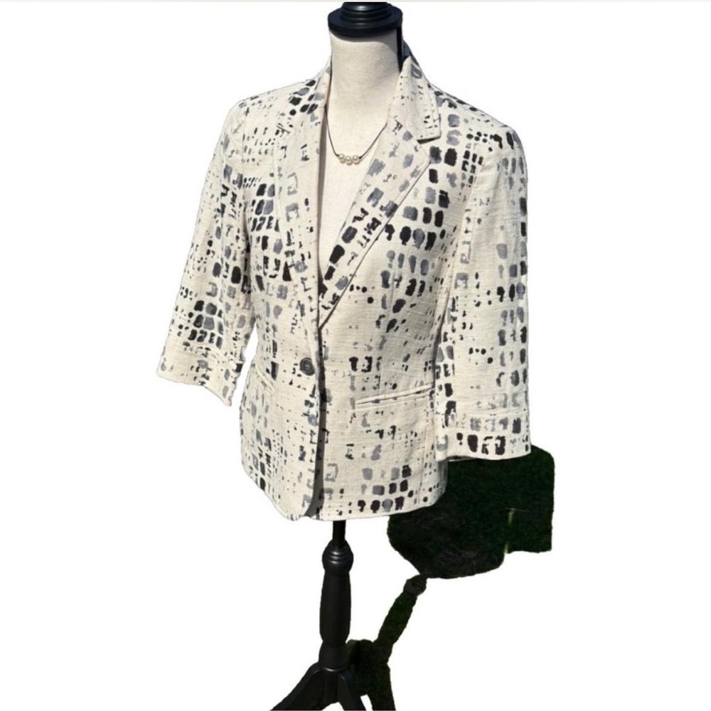 ⭐️3/$12⭐️Coldwater Creek Women's Black and Cream Blazer - Picture 2 of 3